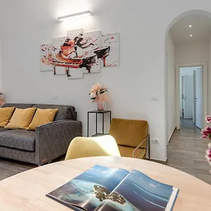 Serenity - Sweet Dreams In Apartment